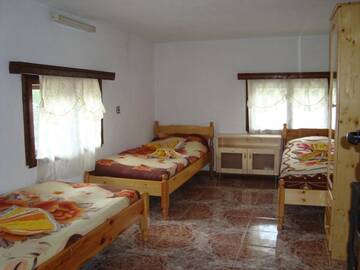 Фото номера Трехместный номер Гостевой дом Kuma Lissa Guest House г. Kozhari 2